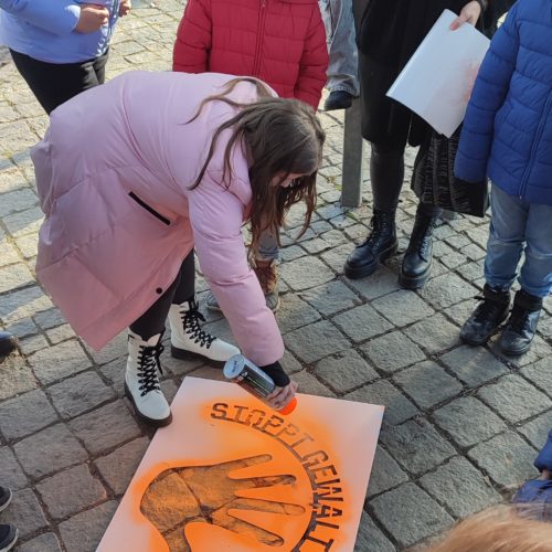 Orange the world